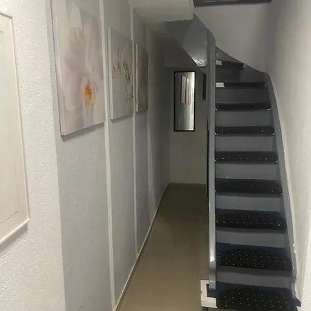 Ferienhaus Dakaj - Einfamilienhaus Lejlighed *